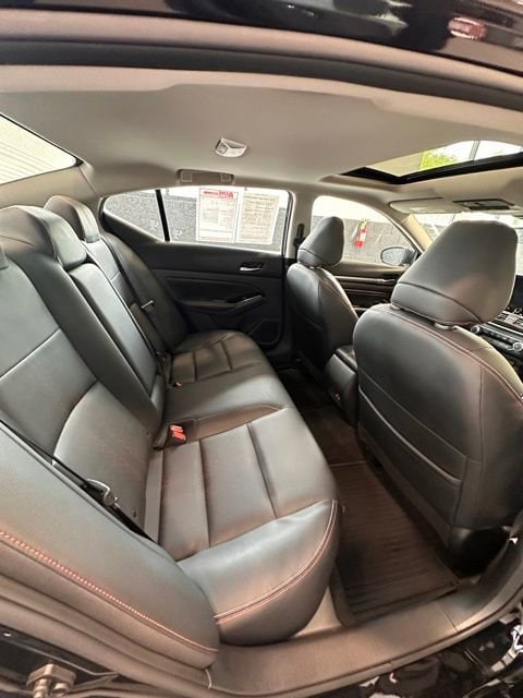 2023 Nissan Altima SR - Photo 19