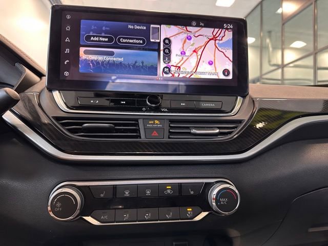 2023 Nissan Altima SR - Photo 21