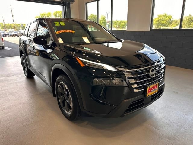 2025 Nissan Rogue SV - Photo 8
