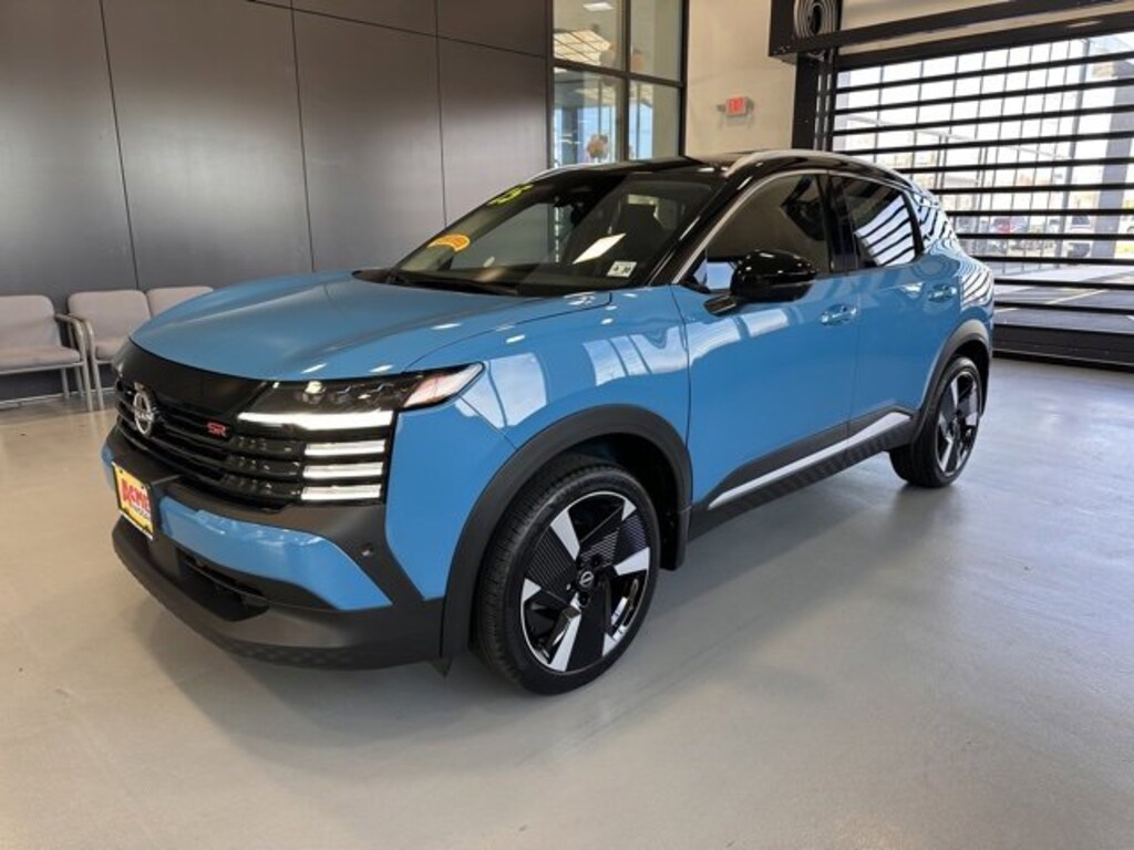 Certified 2025 Nissan Kicks SR SUV