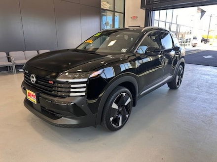 2026 Nissan Kicks SR SUV