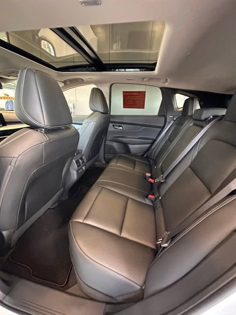 2025 Nissan Murano SL - Photo 17