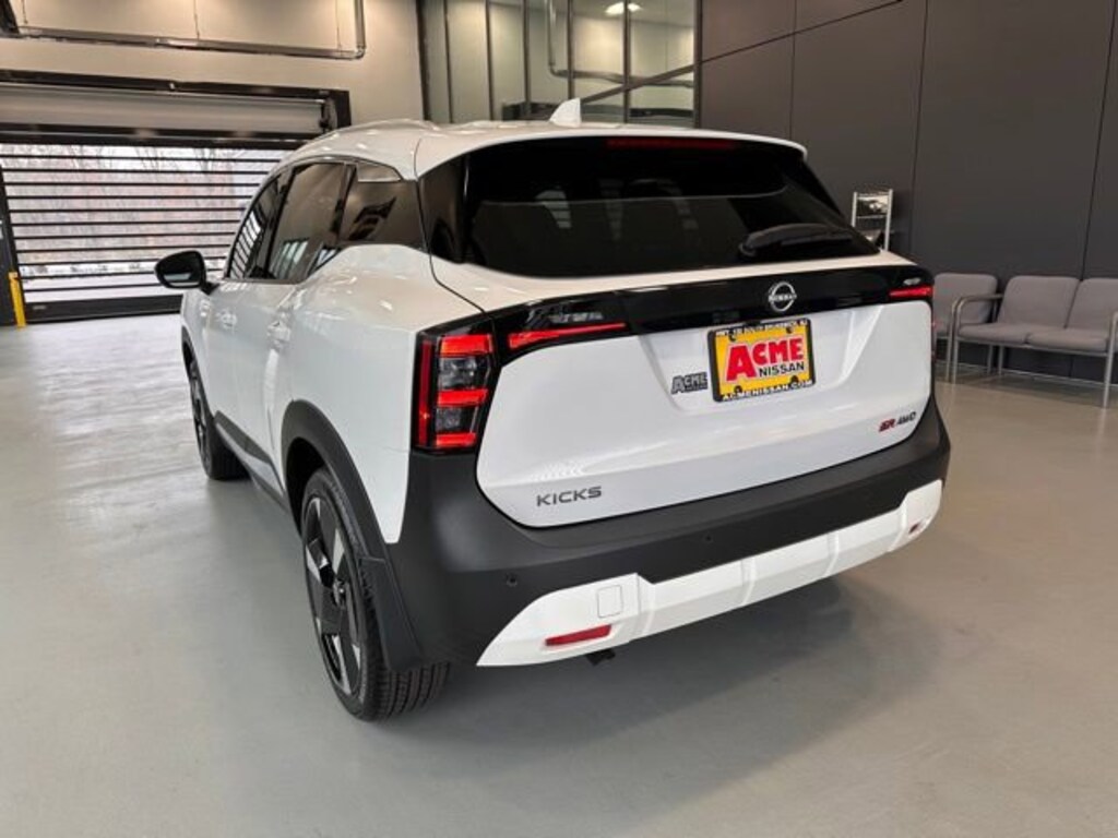 Certified 2025 Nissan Kicks SR SUV