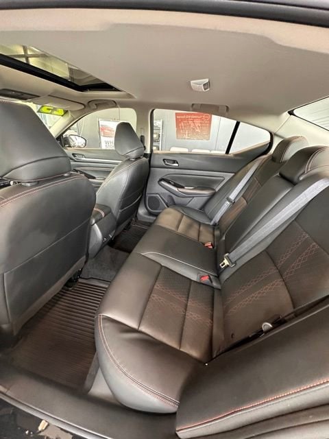 2023 Nissan Altima SR - Photo 17