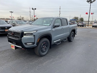2025 Nissan Frontier PRO-4X Truck Crew Cab