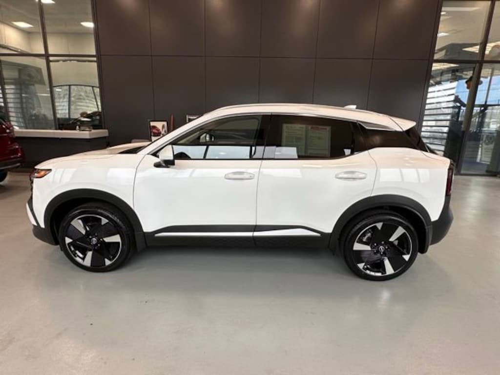 Certified 2025 Nissan Kicks SR SUV