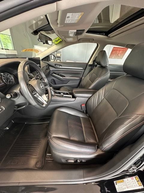 2023 Nissan Altima SR - Photo 16