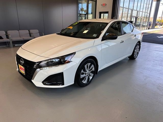 2025 Nissan Altima S