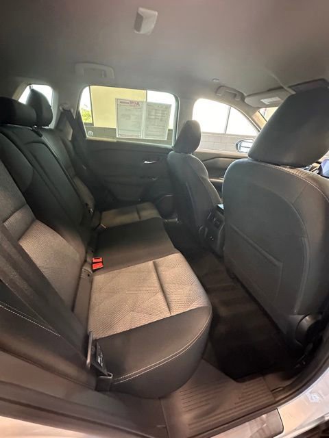 2024 Nissan Rogue SV - Photo 19