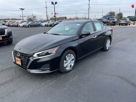 2025 Nissan Altima S Sedan