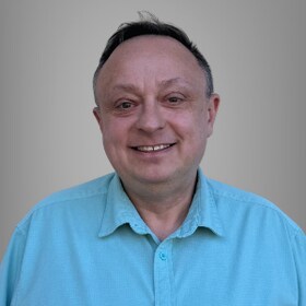 Staff member Eric Weber from e6e8ed940081