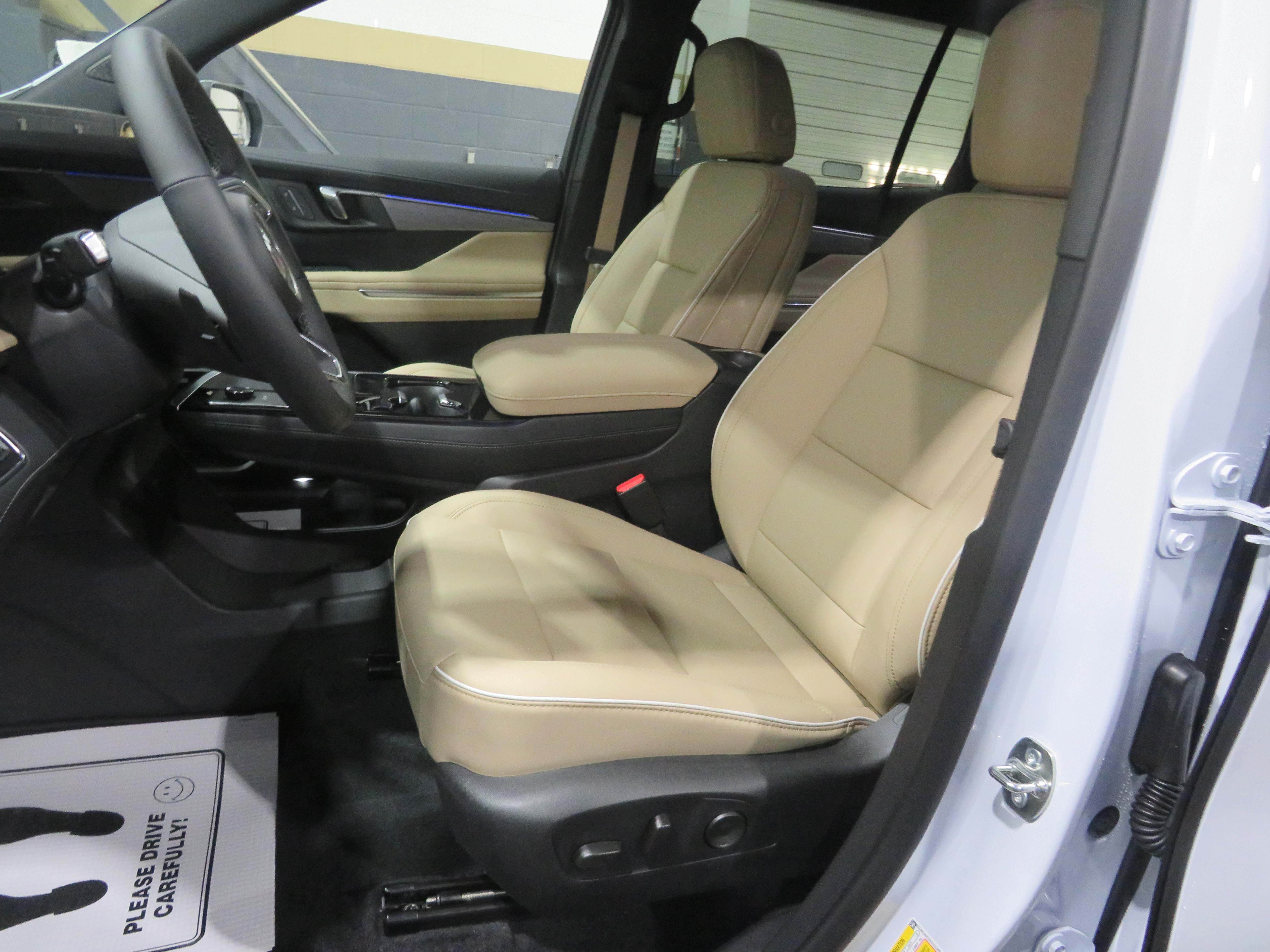 2027 Buick Enclave Preferred - Photo 14