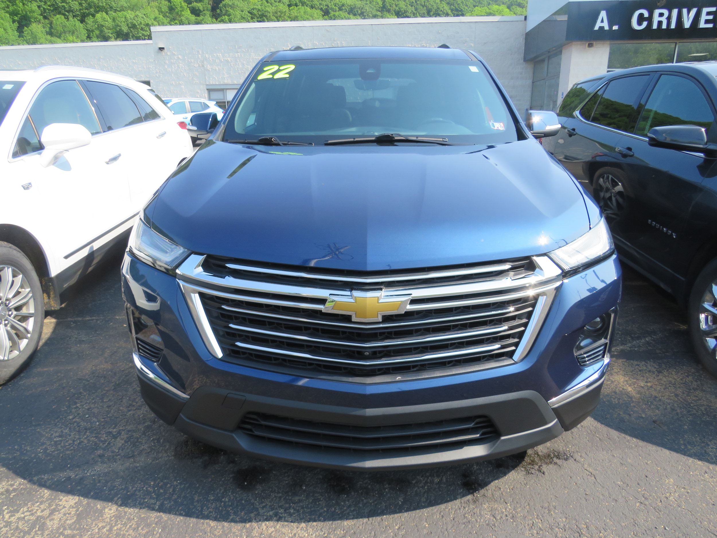 Used 2022 Chevrolet Traverse 3LT with VIN 1GNEVHKW0NJ160105 for sale in Oil City, PA
