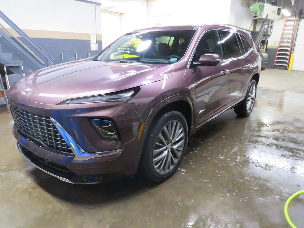 New 2026 Buick Enclave Avenir SUV