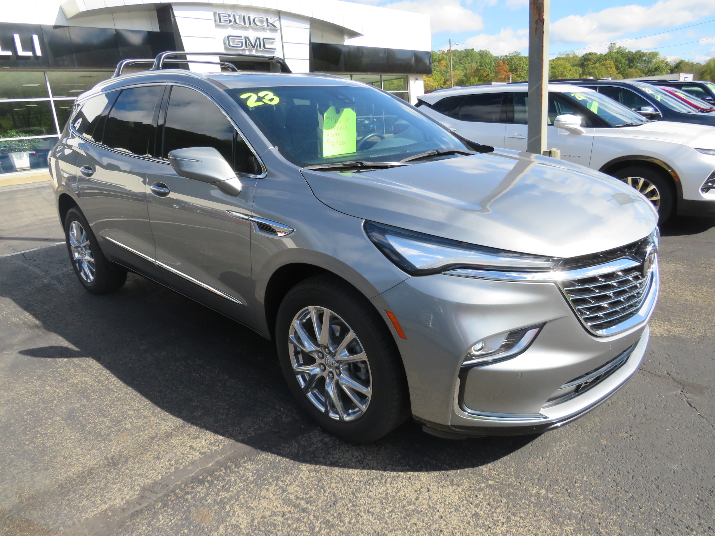 2023 Buick Enclave Premium's photo