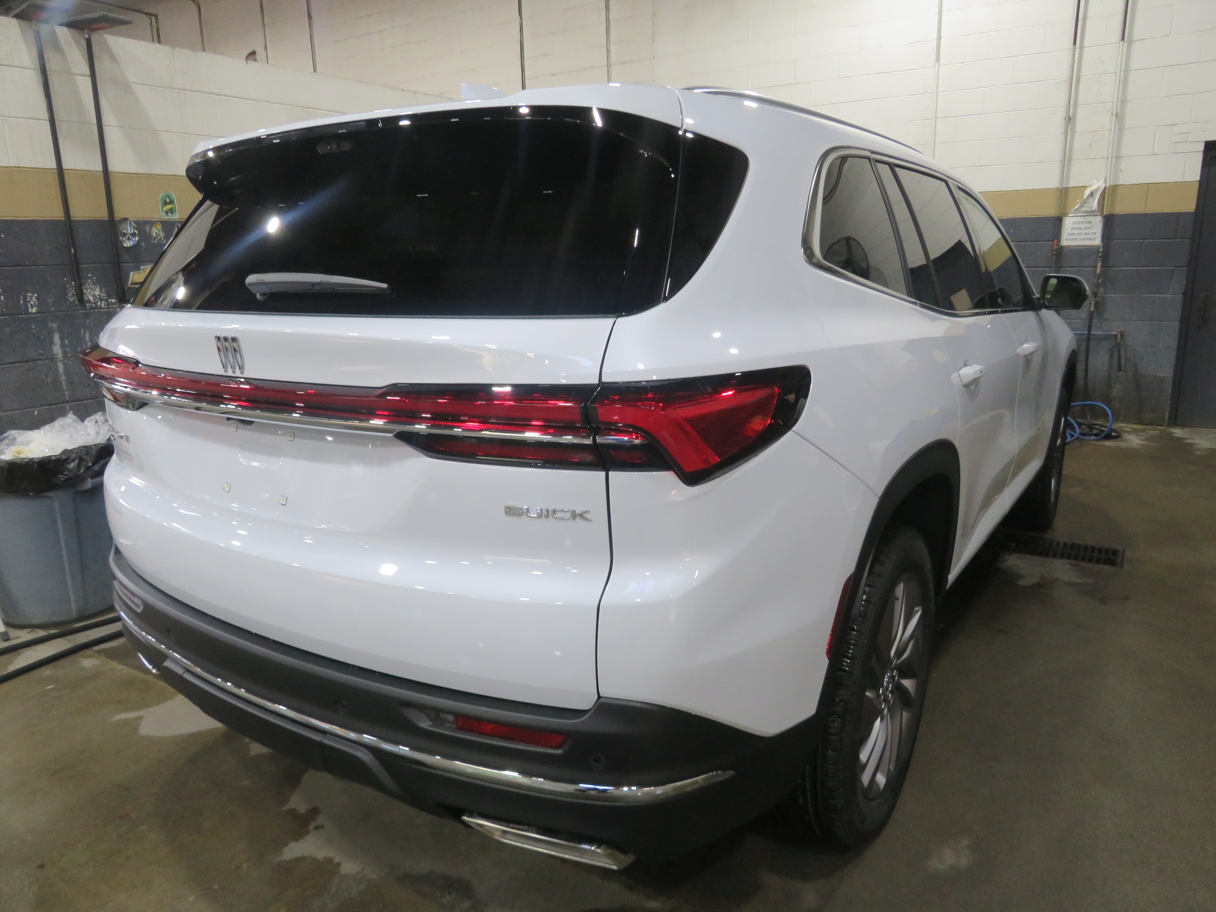 2027 Buick Enclave Preferred - Photo 6