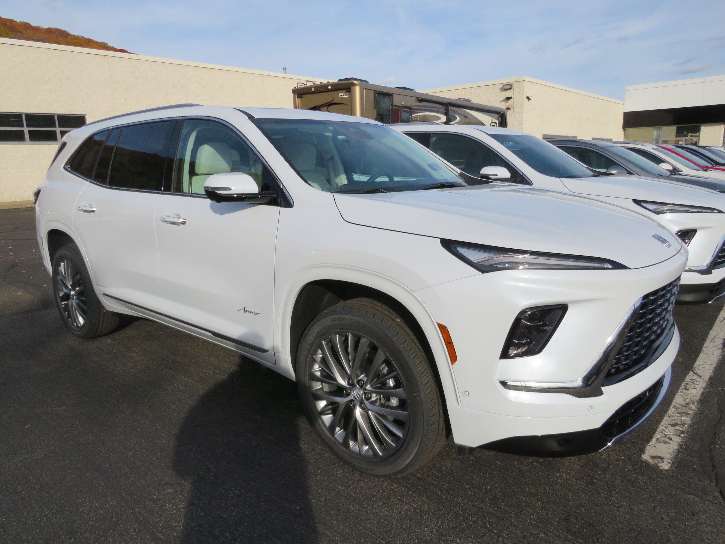 2026 Buick Enclave Avenir's photo