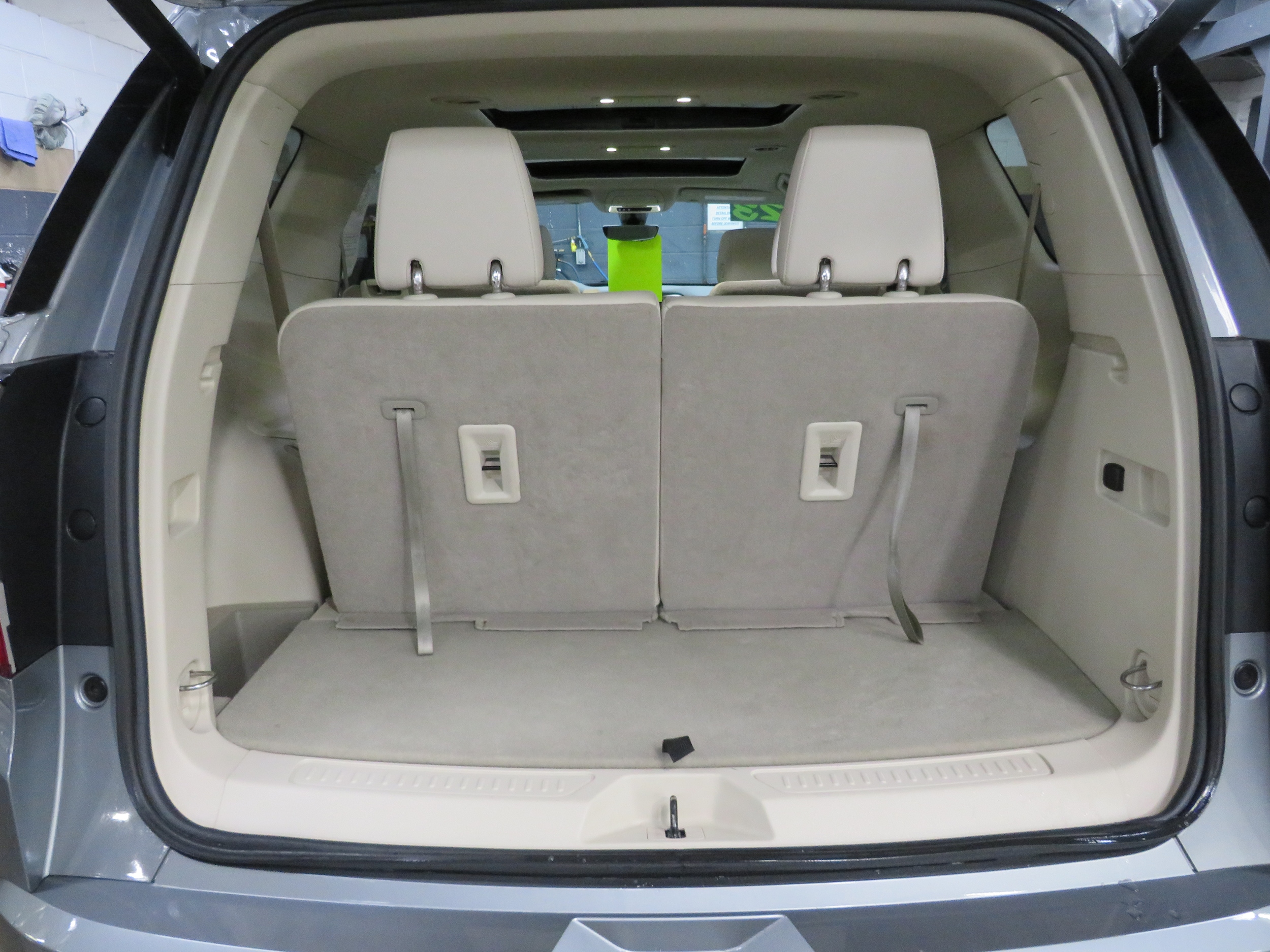 2023 GMC Acadia Denali - Photo 8