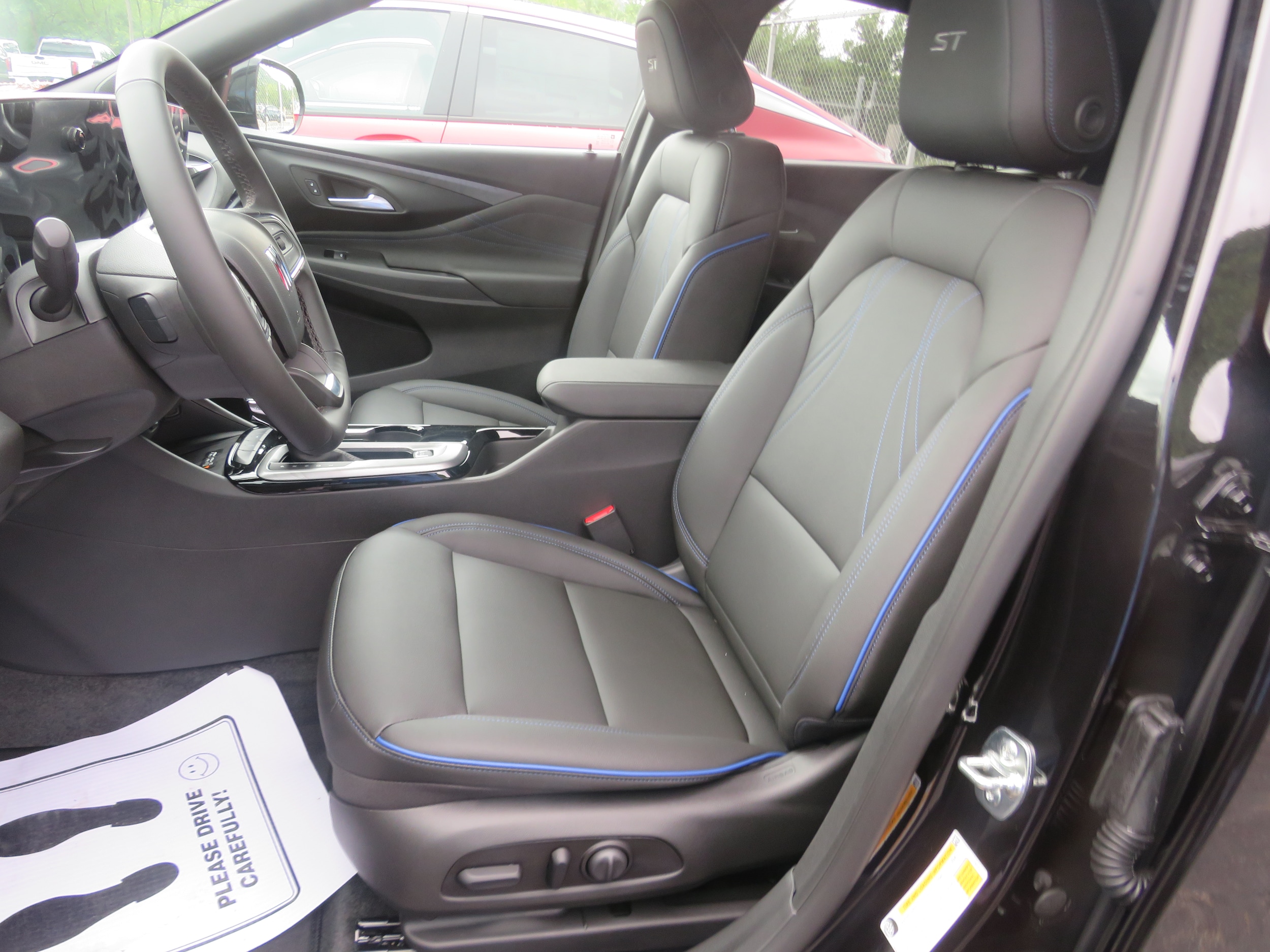 2026 Buick Envista Sport Touring - Photo 10