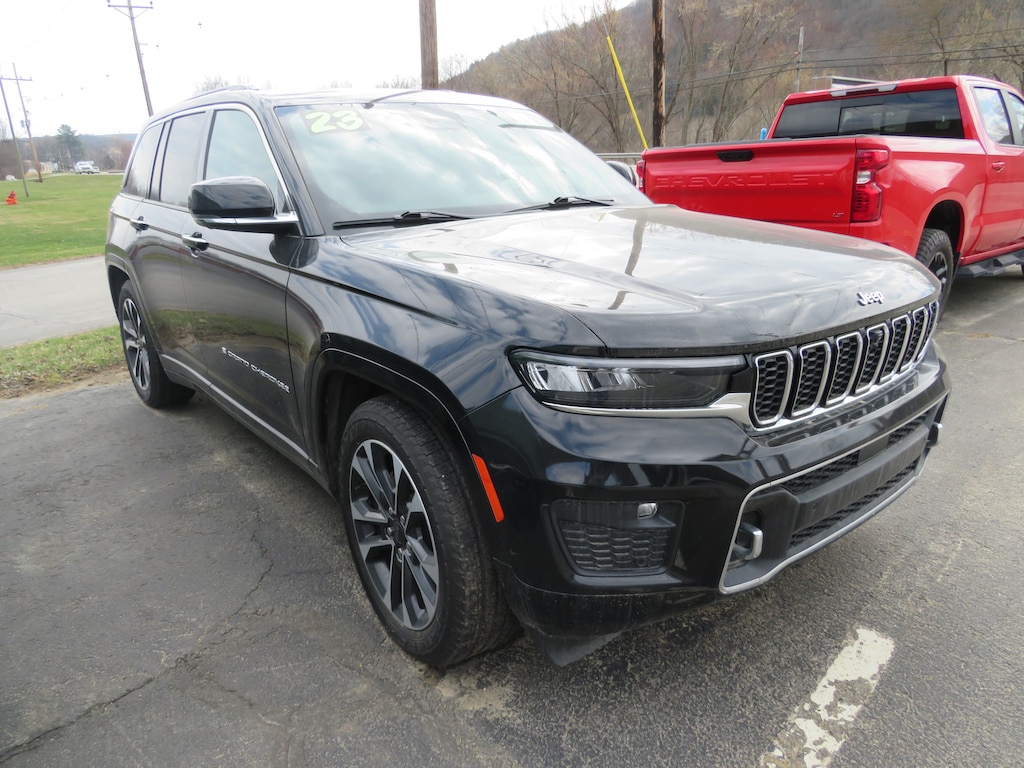 Used 2023 Jeep Grand Cherokee Overland SUV