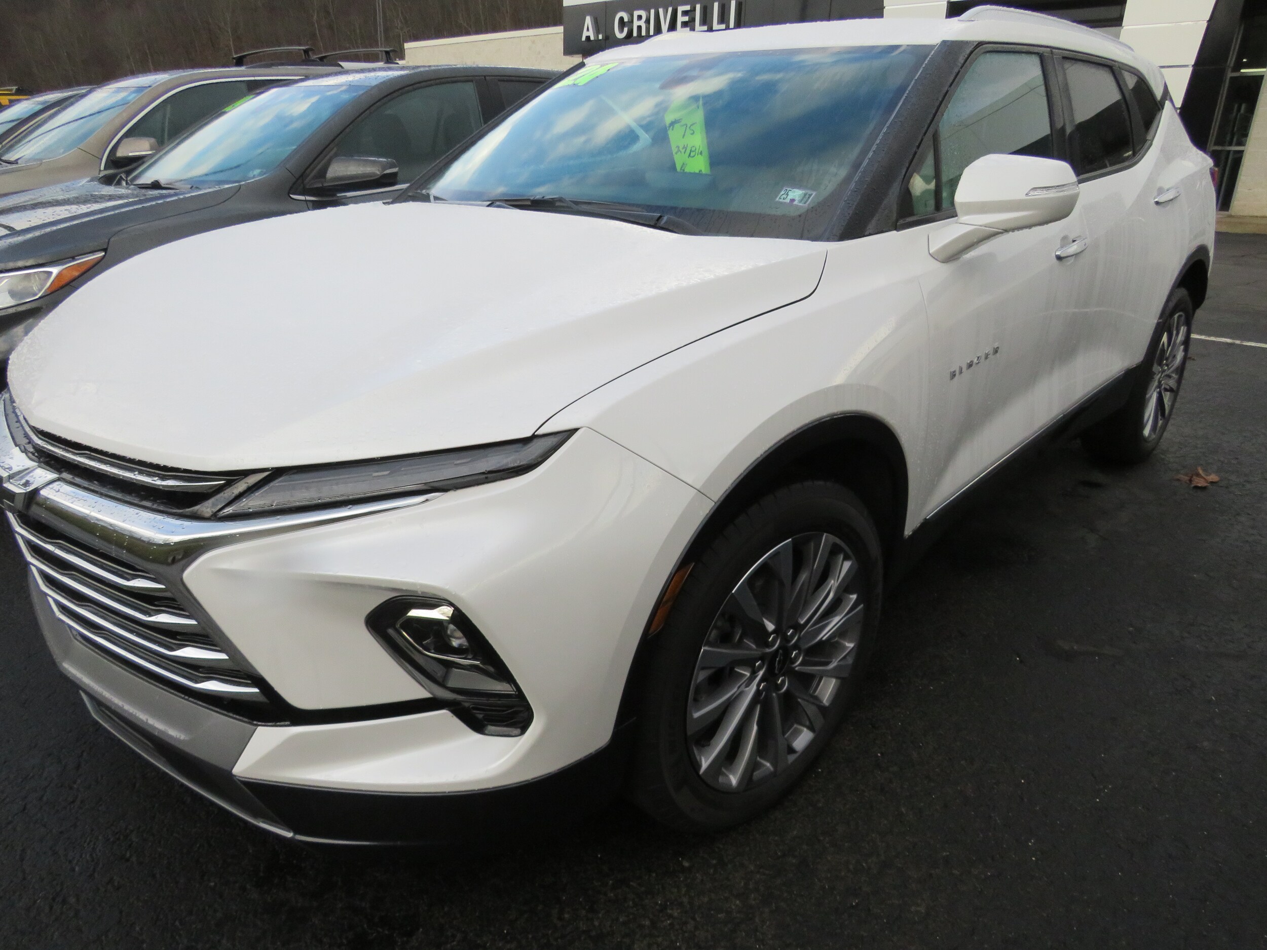 2024 Chevrolet Blazer Premier photo 3