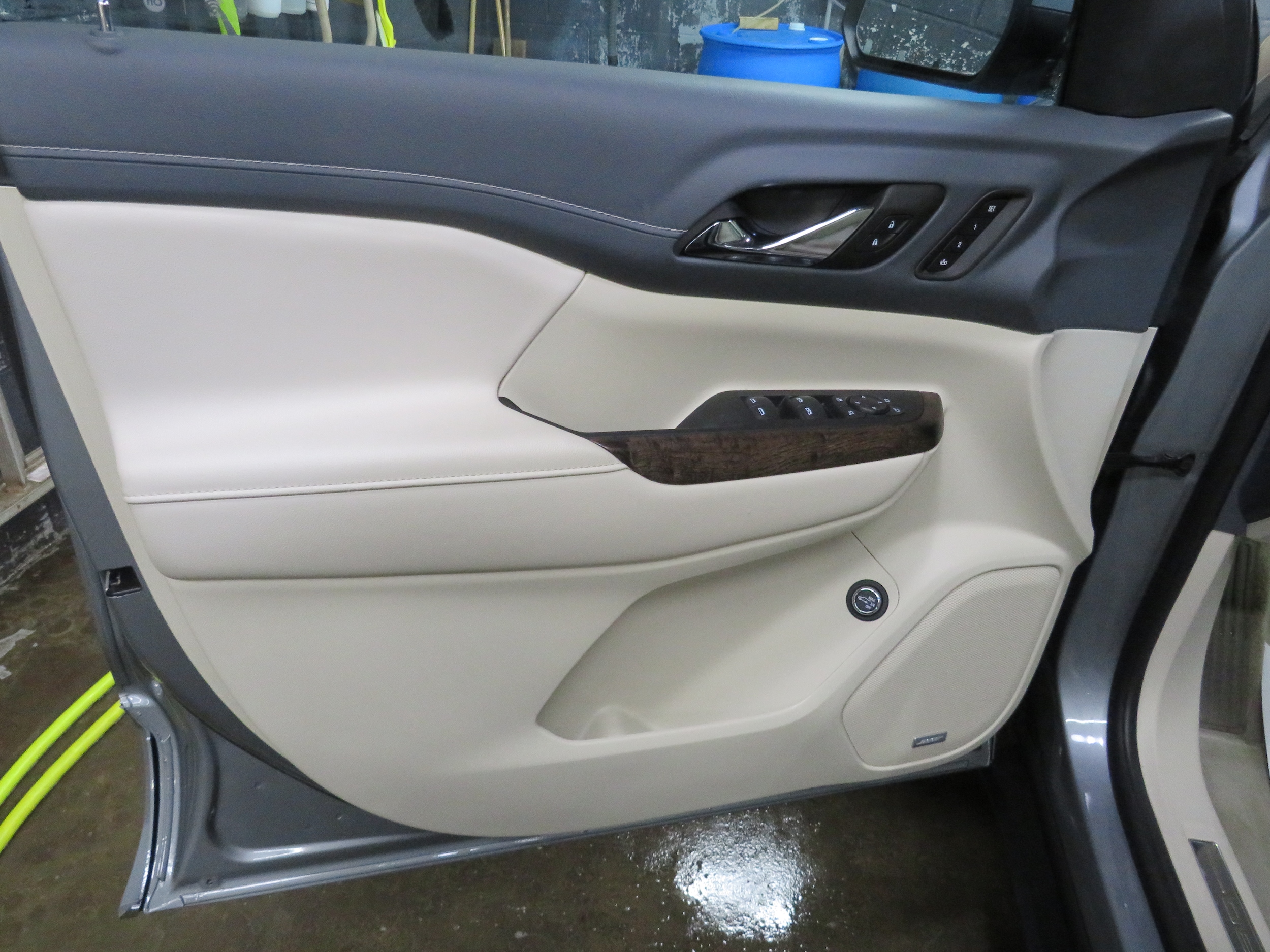 2023 GMC Acadia Denali - Photo 20