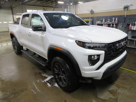 2025 GMC Canyon Elevation Truck