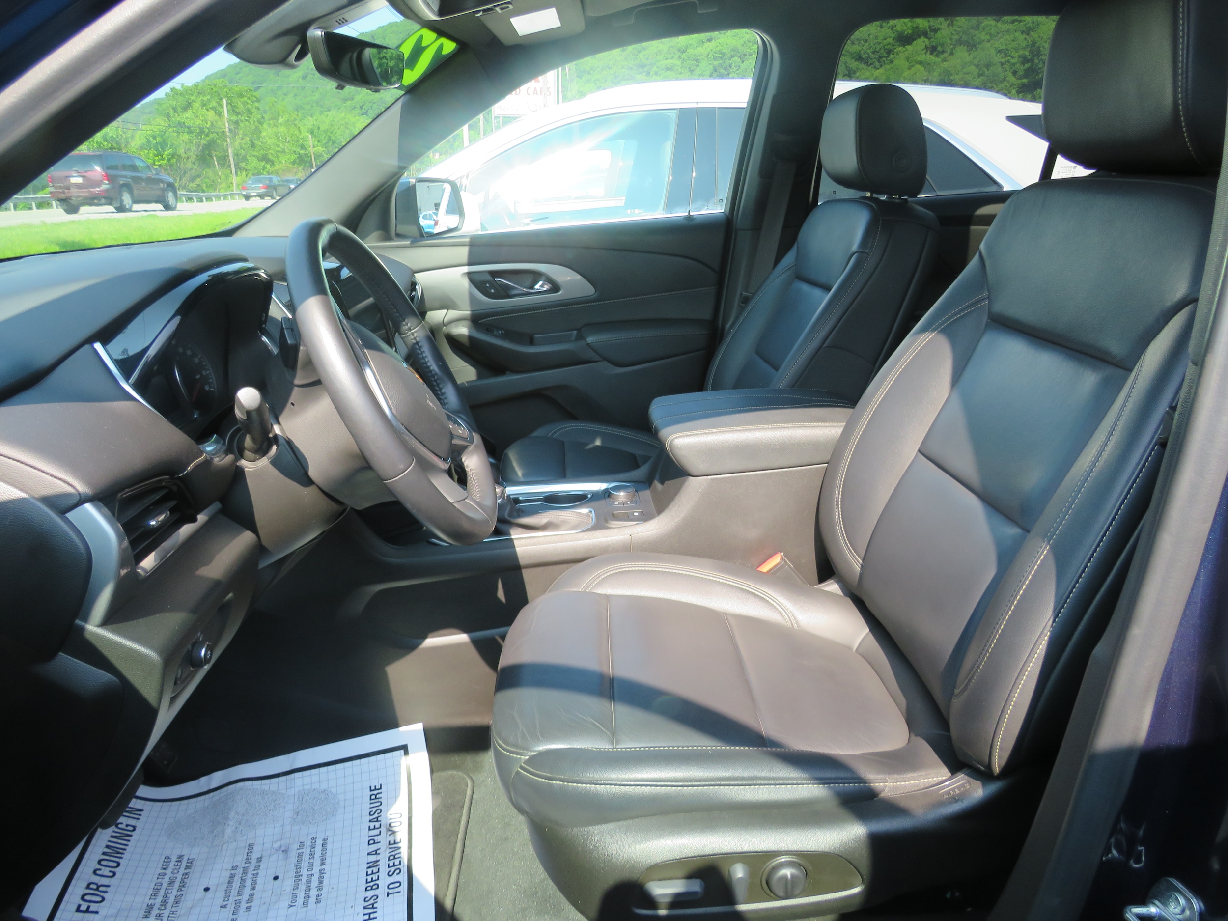 2022 Chevrolet Traverse 3LT - Photo 13