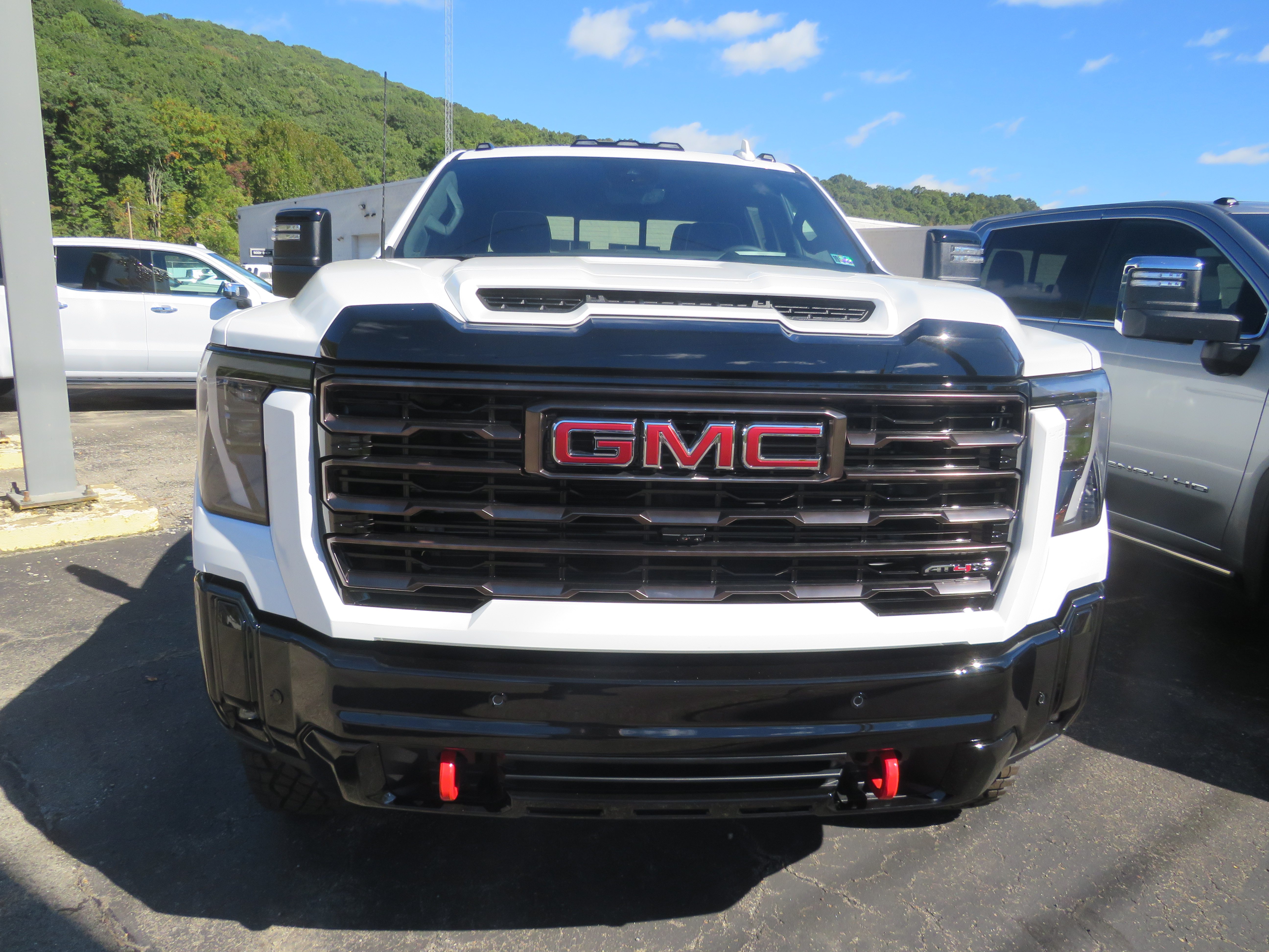 New 2026 GMC Sierra 2500 HD AT4X Truck