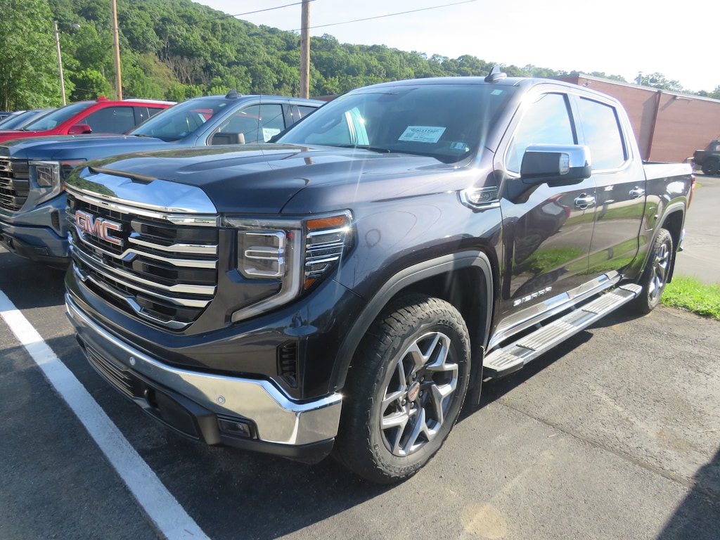 Used 2024 GMC Sierra 1500 SLT Truck