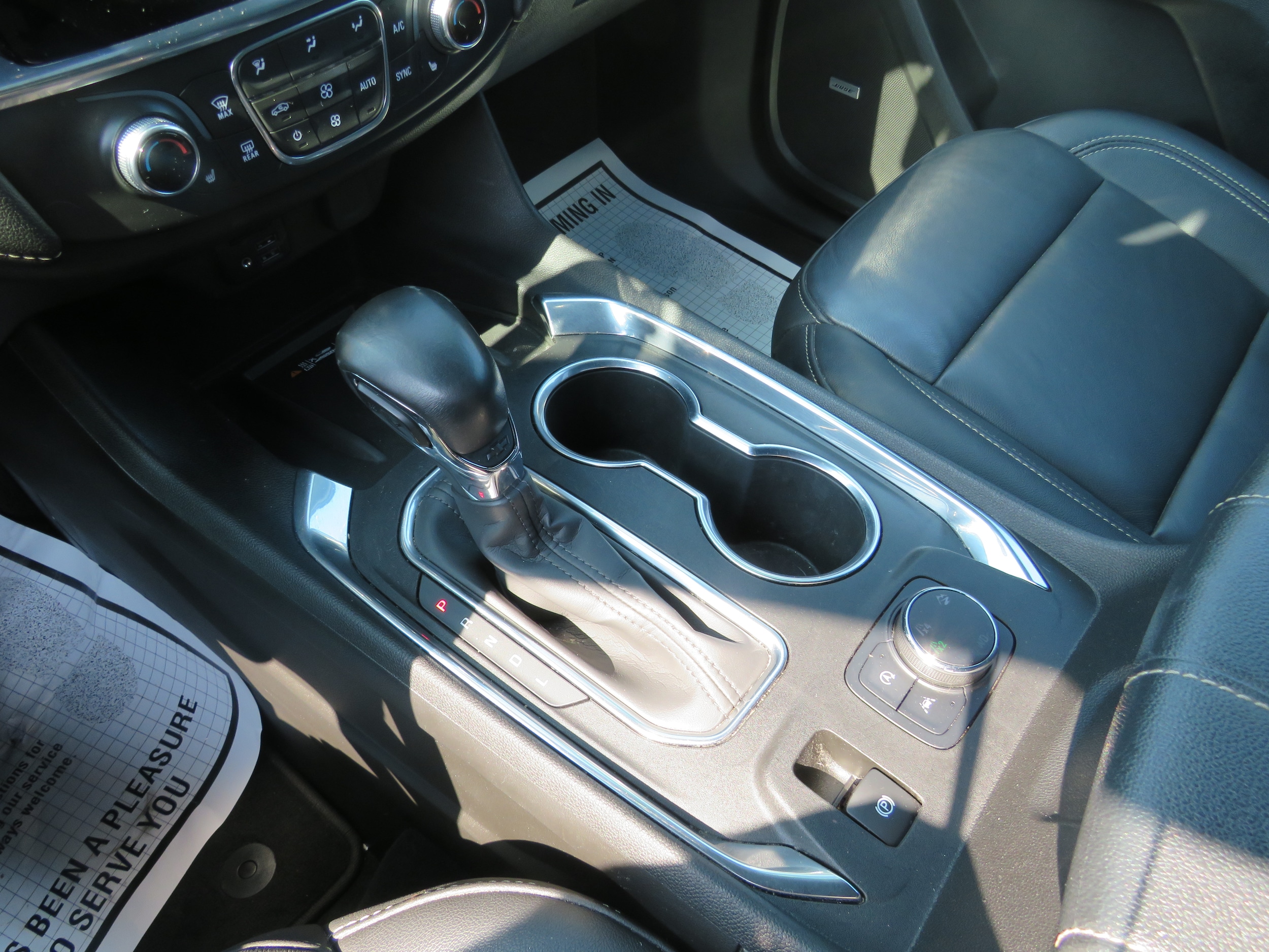 2022 Chevrolet Traverse 3LT - Photo 14