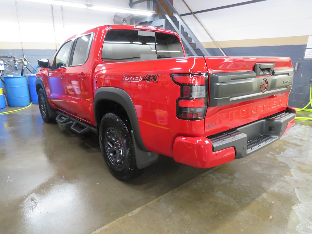 Used 2025 Nissan Frontier PRO-4X Truck