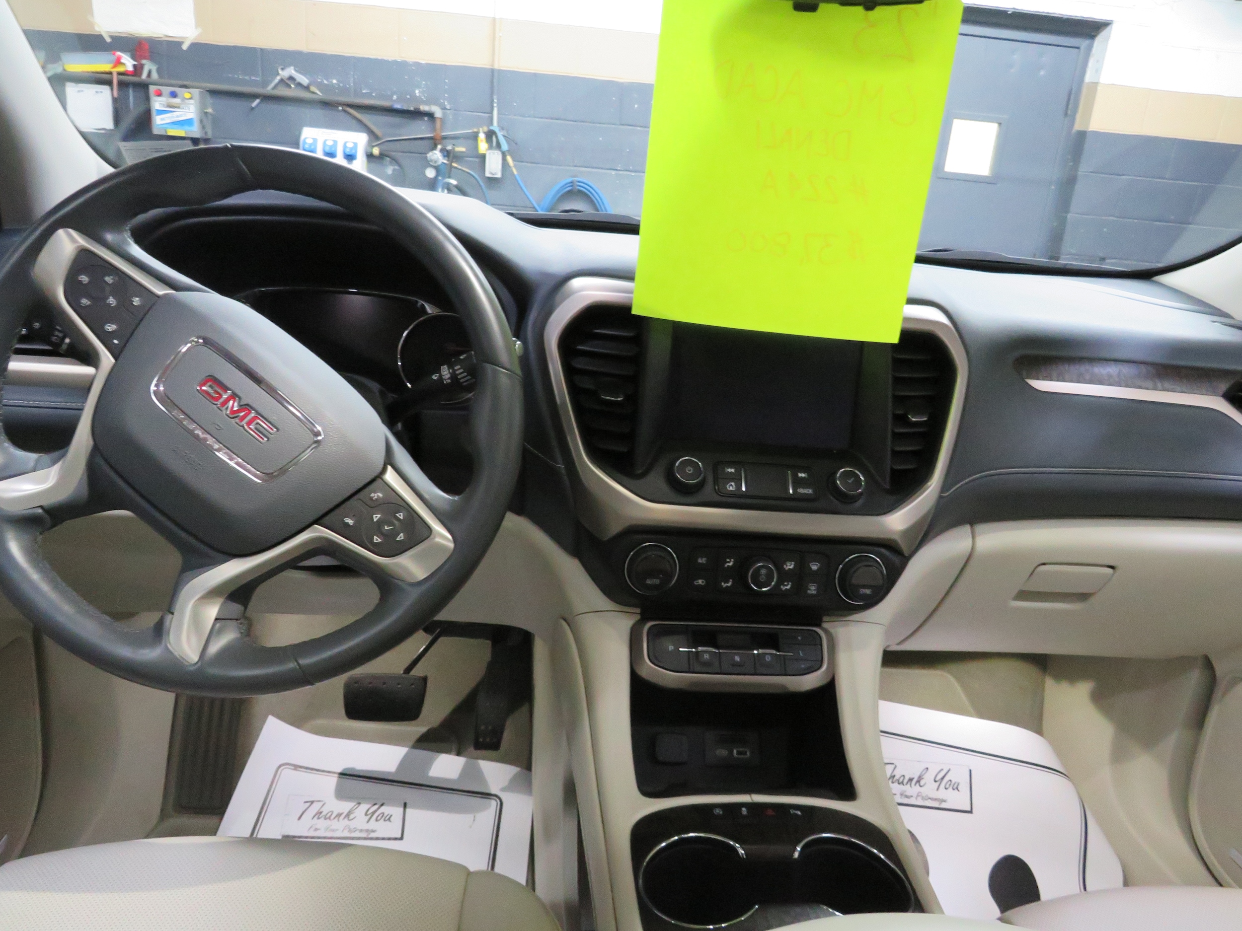 2023 GMC Acadia Denali - Photo 13