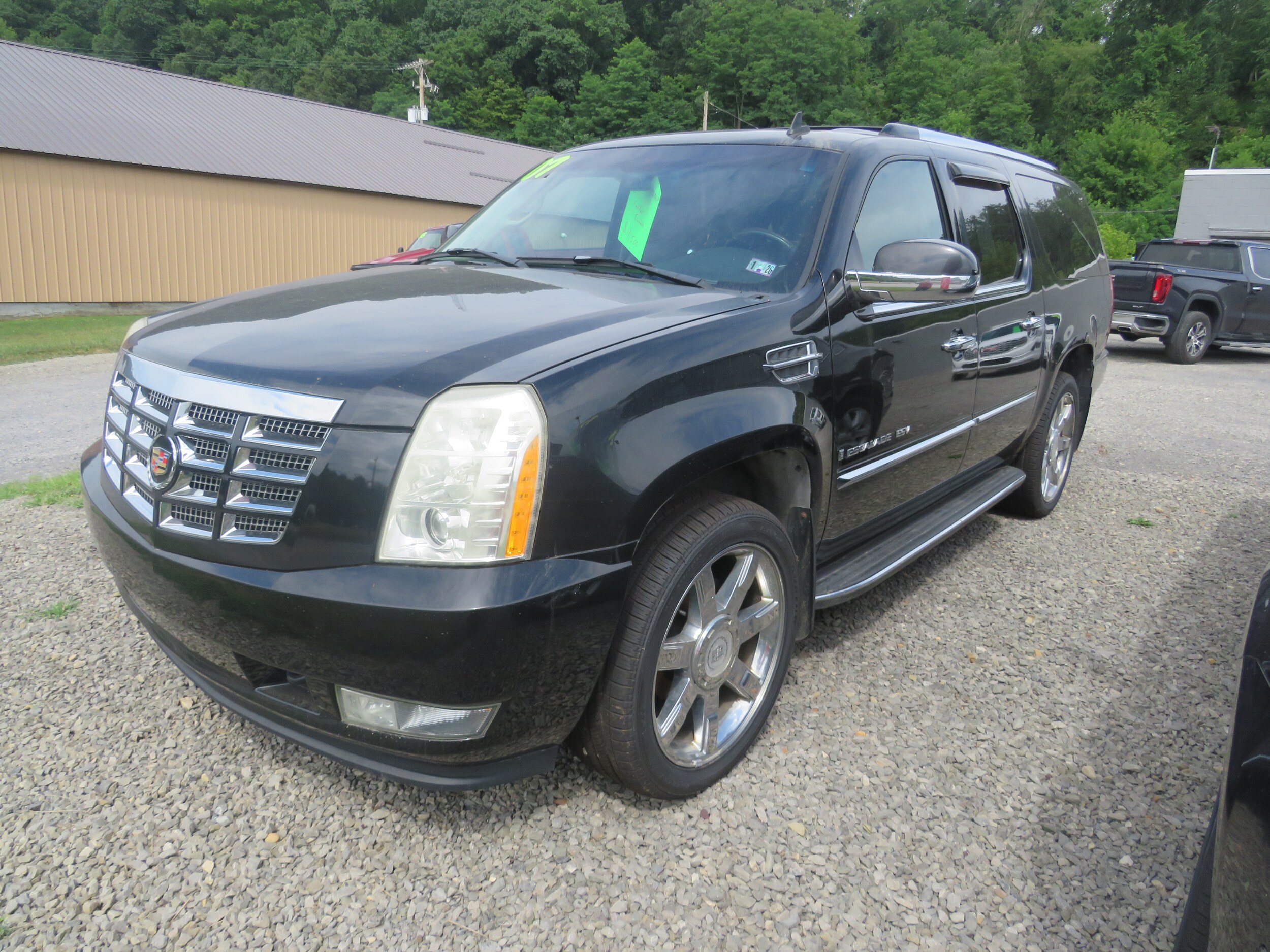 2007 Cadillac Escalade ESV Base photo 3