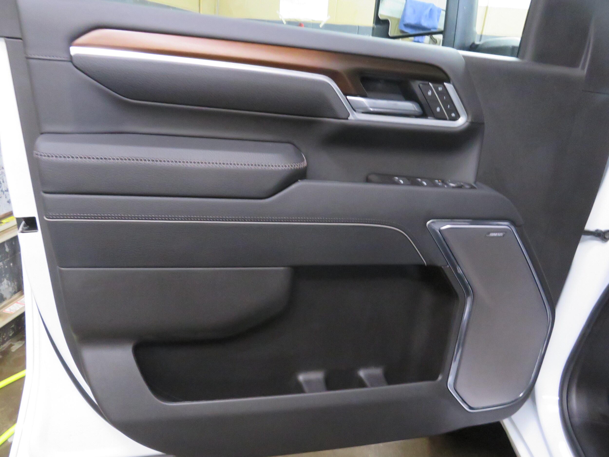2026 GMC Sierra 2500HD Denali - Photo 16