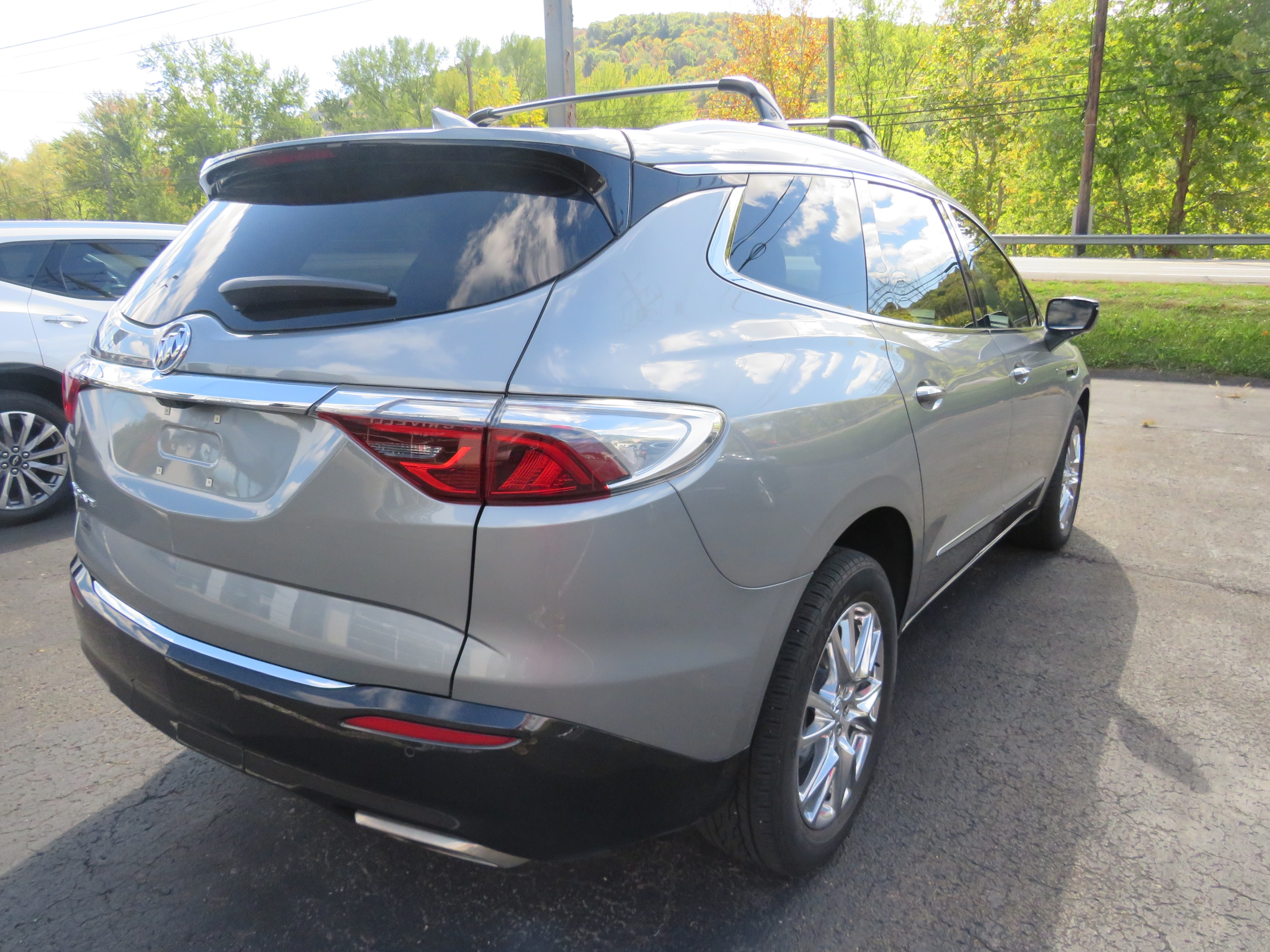 2023 Buick Enclave Premium - Photo 6