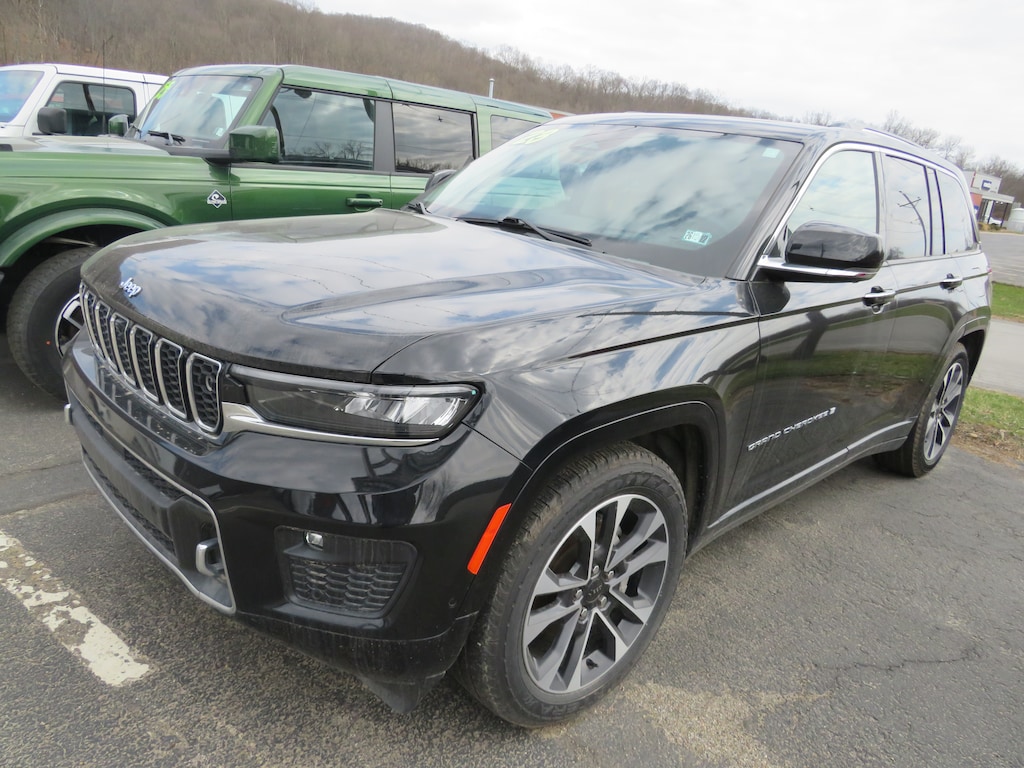 Used 2023 Jeep Grand Cherokee Overland SUV