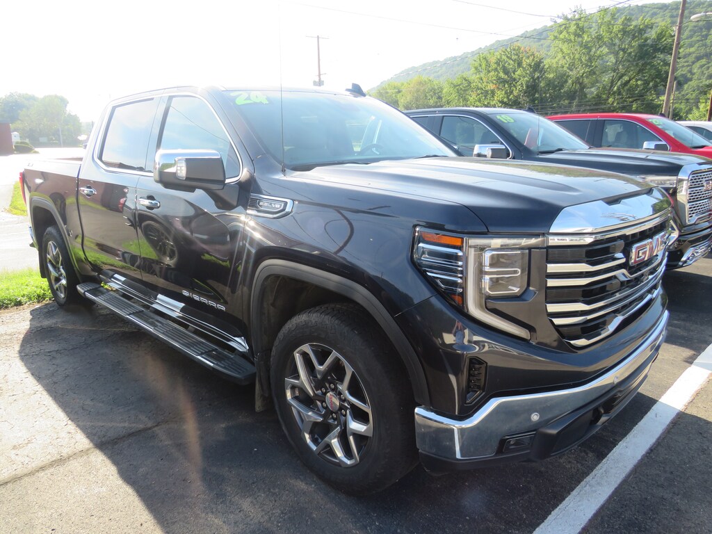 Used 2024 GMC Sierra 1500 SLT Truck