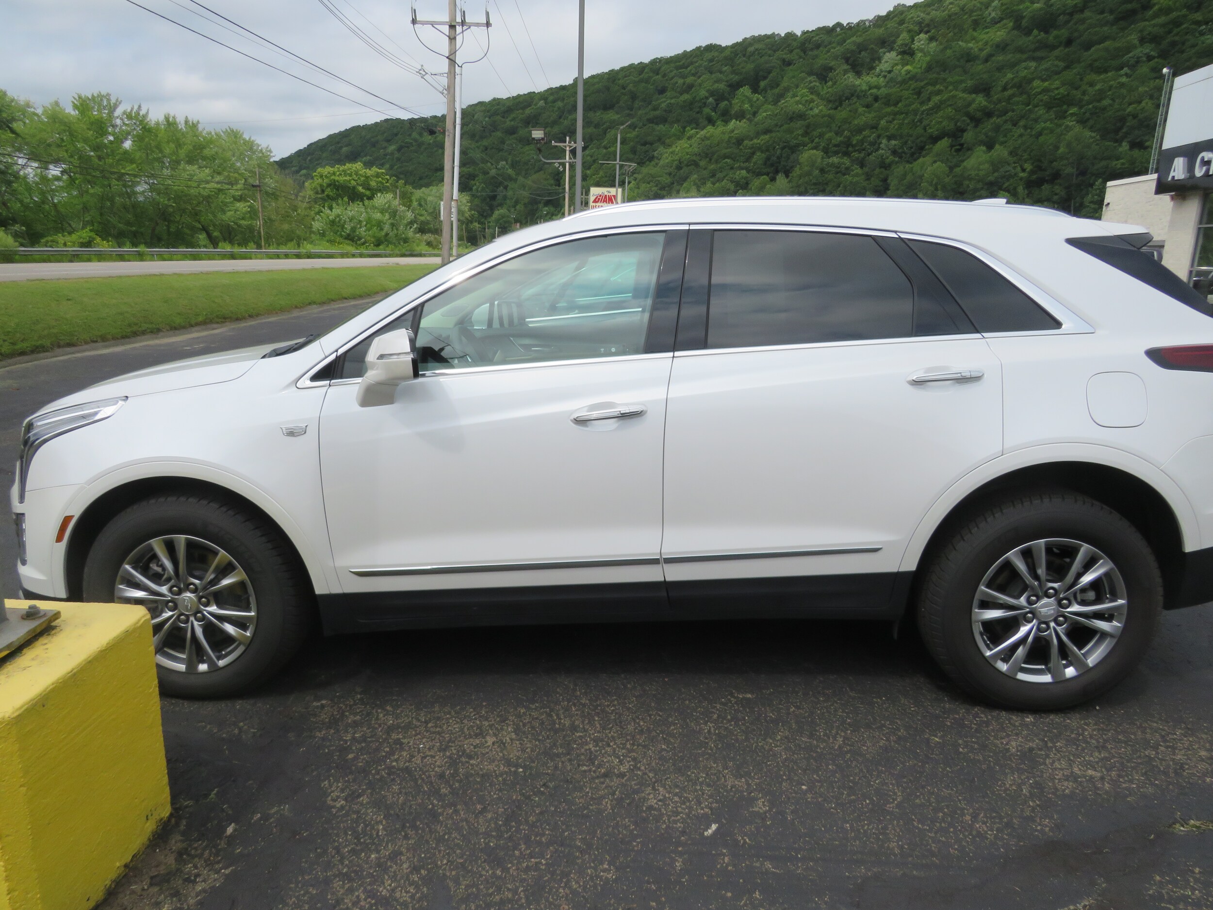 2021 Cadillac XT5 Premium Luxury photo 4
