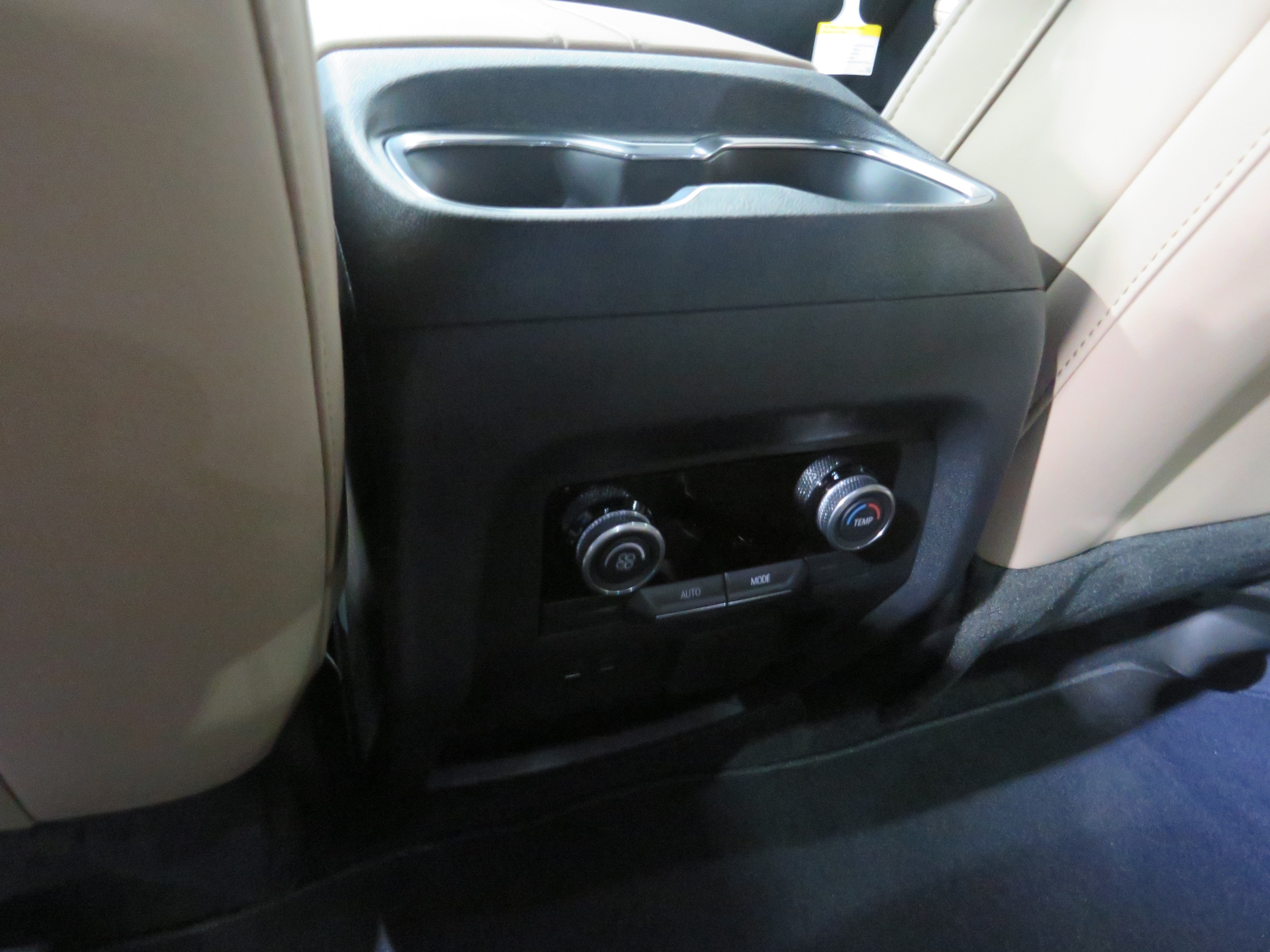 2027 Buick Enclave Preferred - Photo 10