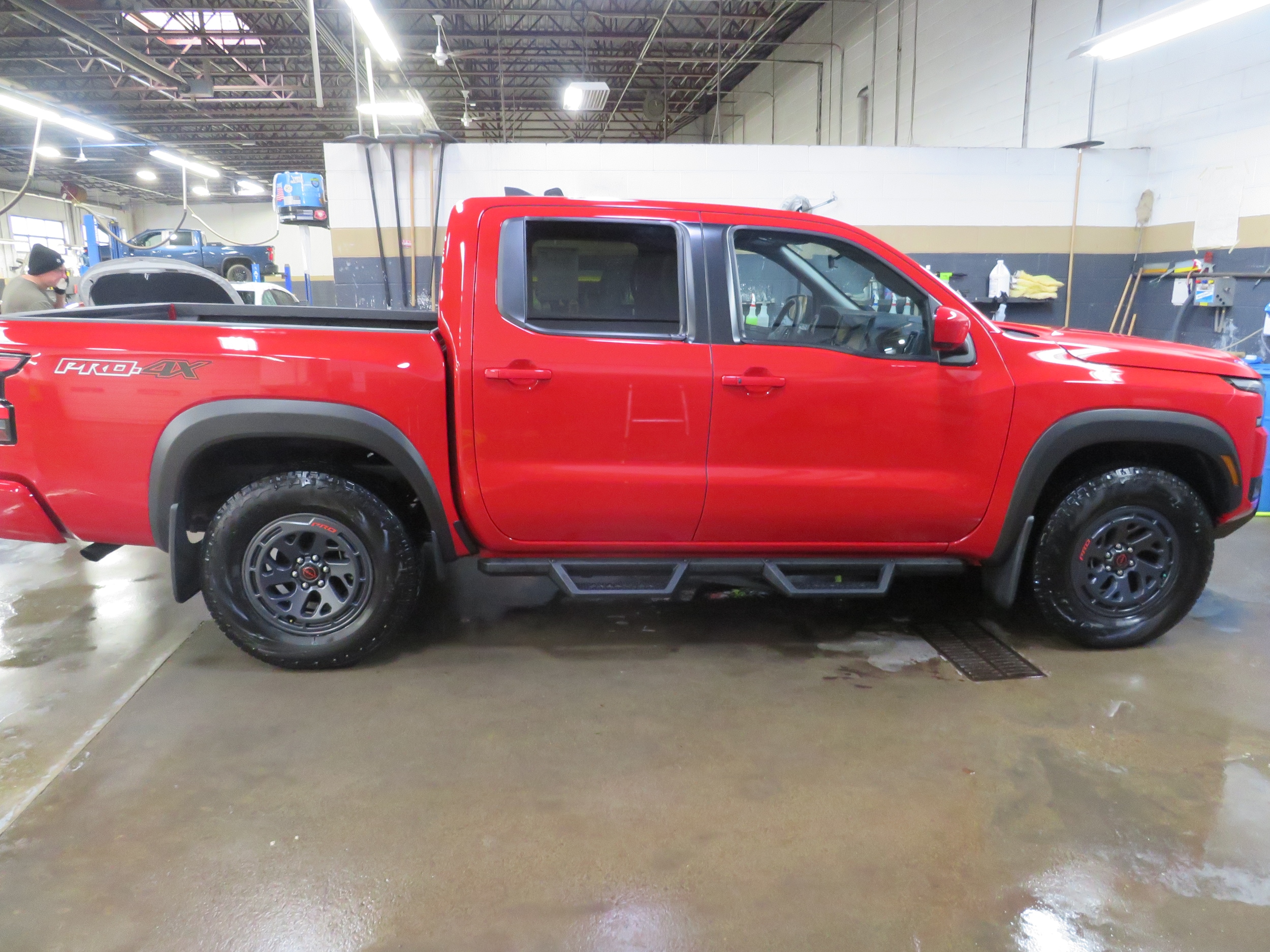 2025 Nissan Frontier PRO-4X - Photo 7