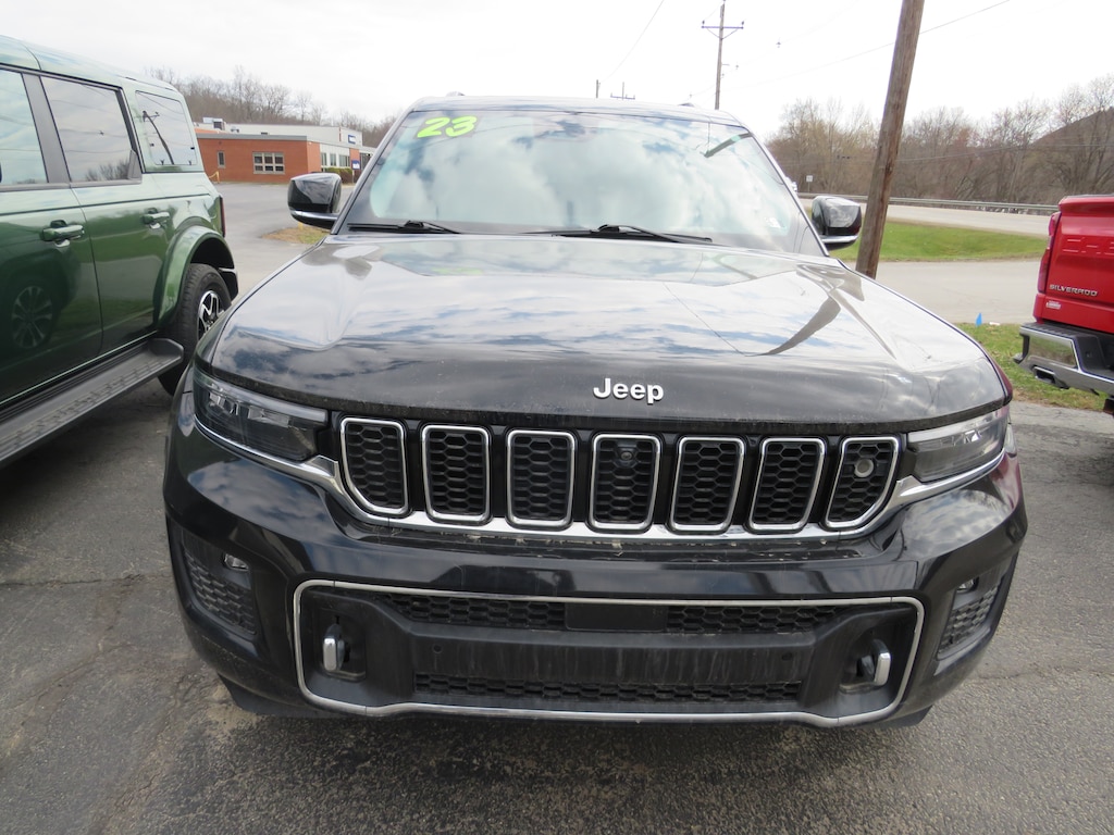 Used 2023 Jeep Grand Cherokee Overland SUV