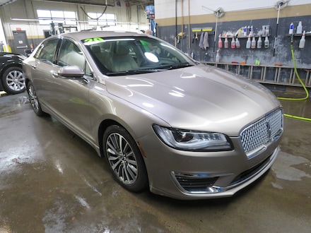 2020 Lincoln MKZ Standard Sedan