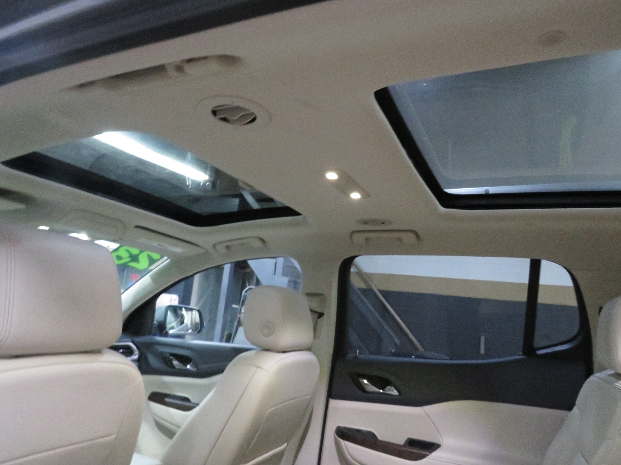 2023 GMC Acadia Denali - Photo 11