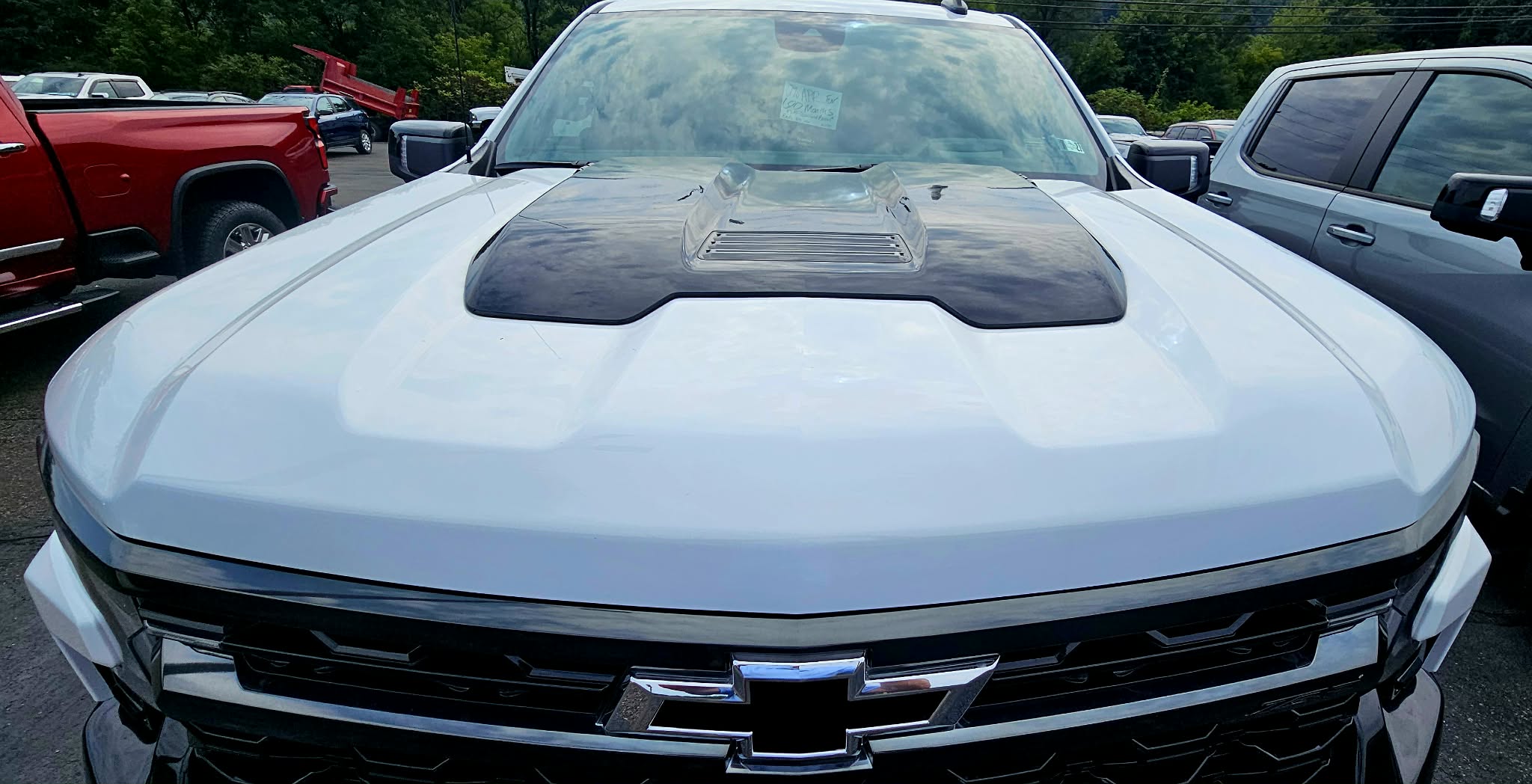 2026 Chevrolet Silverado 1500 ZR2 - Photo 17