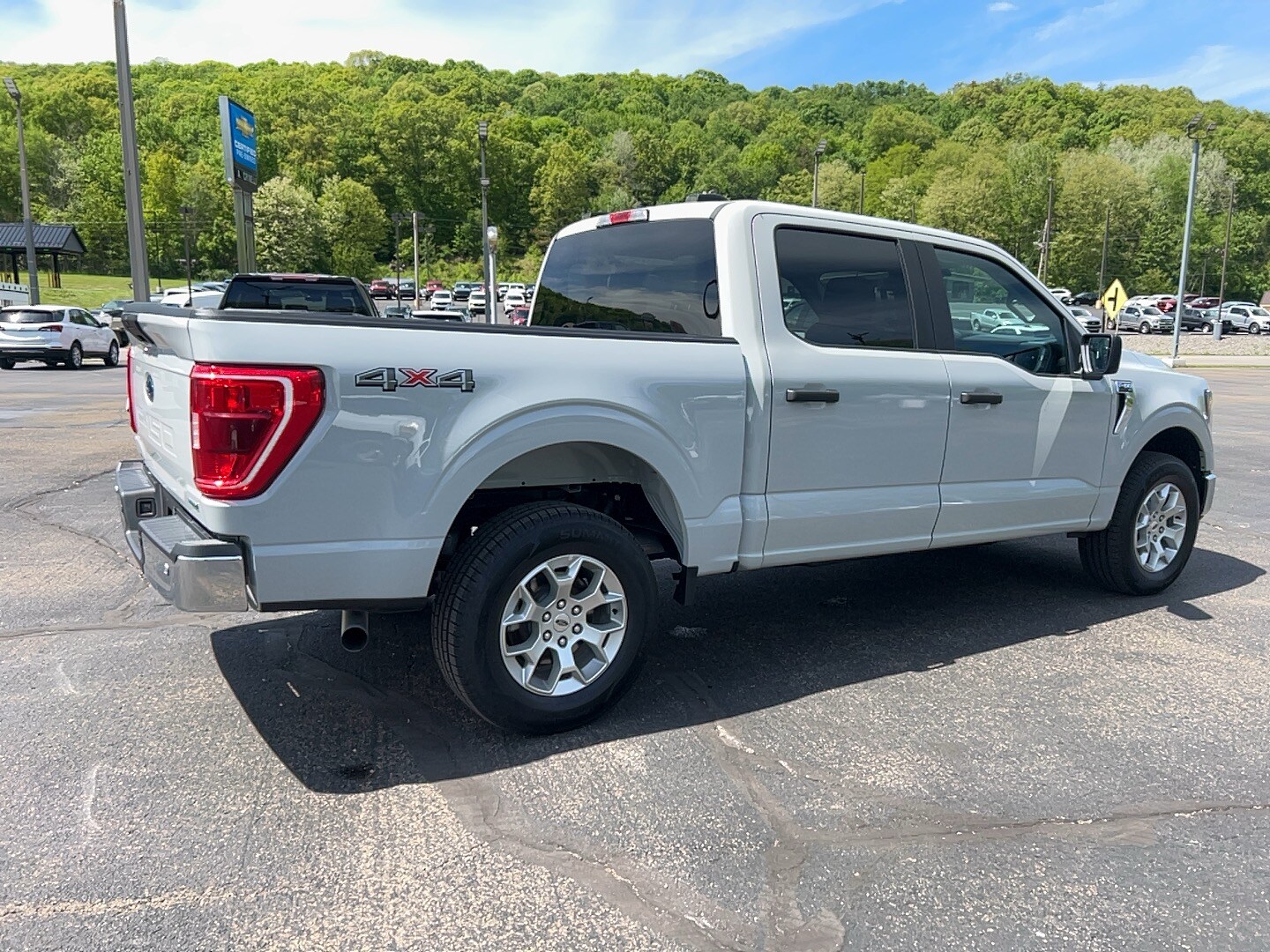 2023 Ford F-150 XLT photo 4