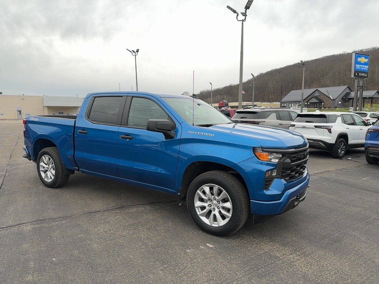 2023 Chevrolet Silverado 1500 Truck Crew Cab 