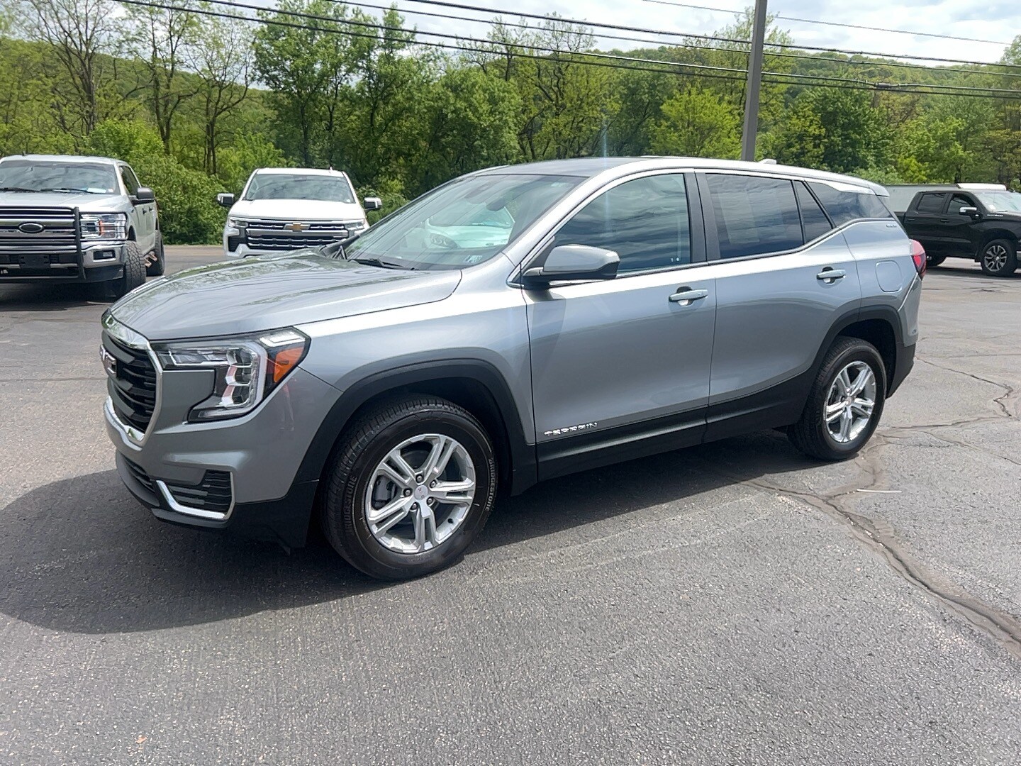 2023 Gmc Terrain SLE photo 3