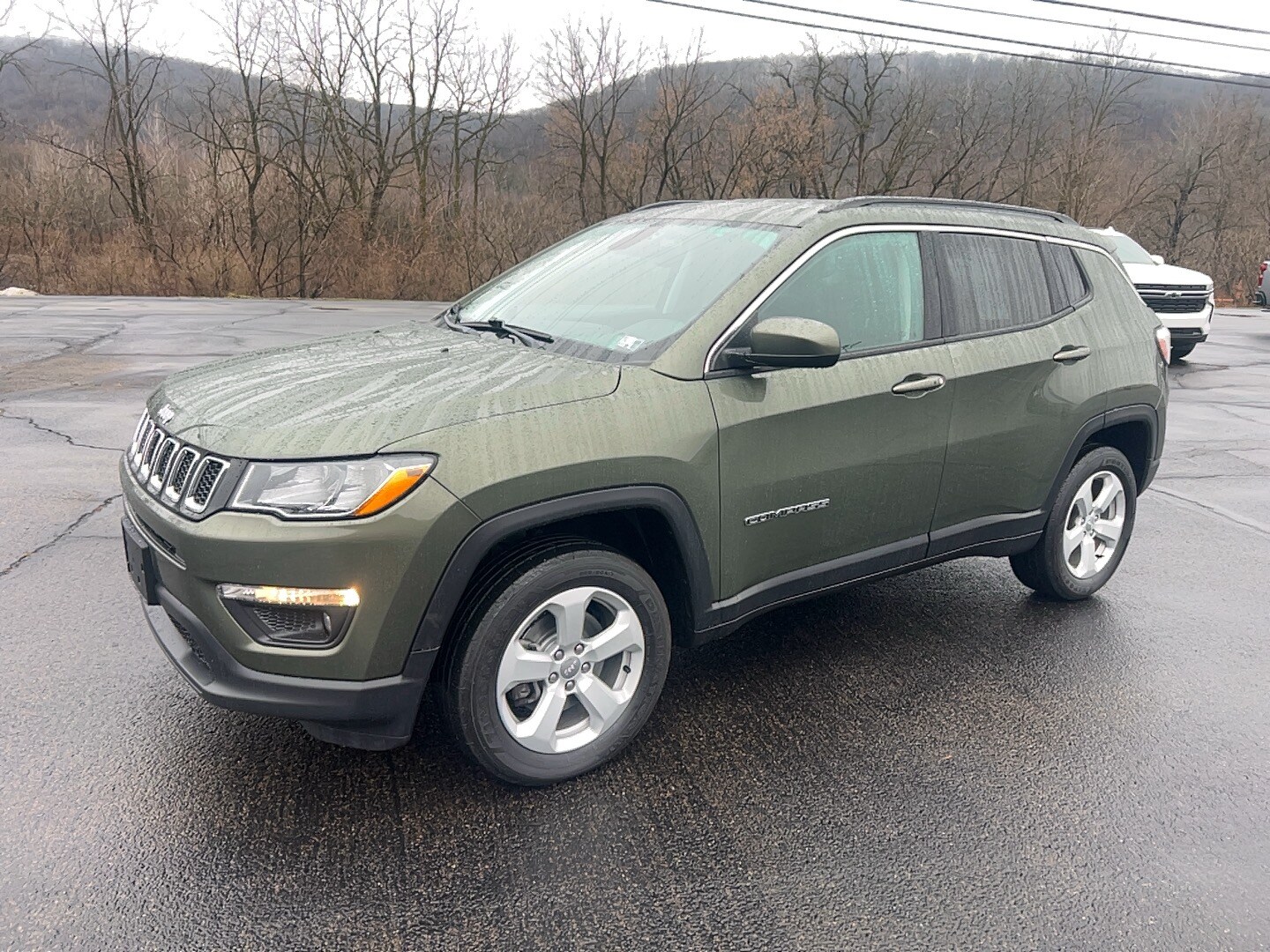 2021 Jeep Compass Latitude photo 3