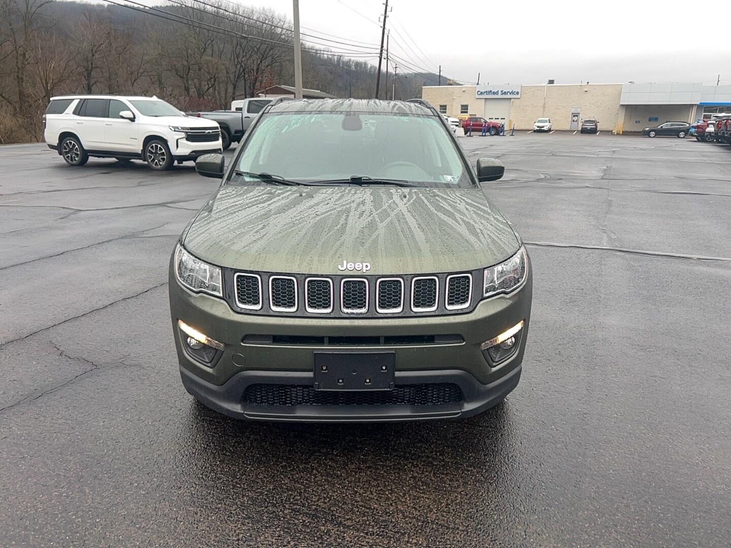 2021 Jeep Compass Latitude photo 2